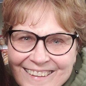 Meet your Posher, Peggy